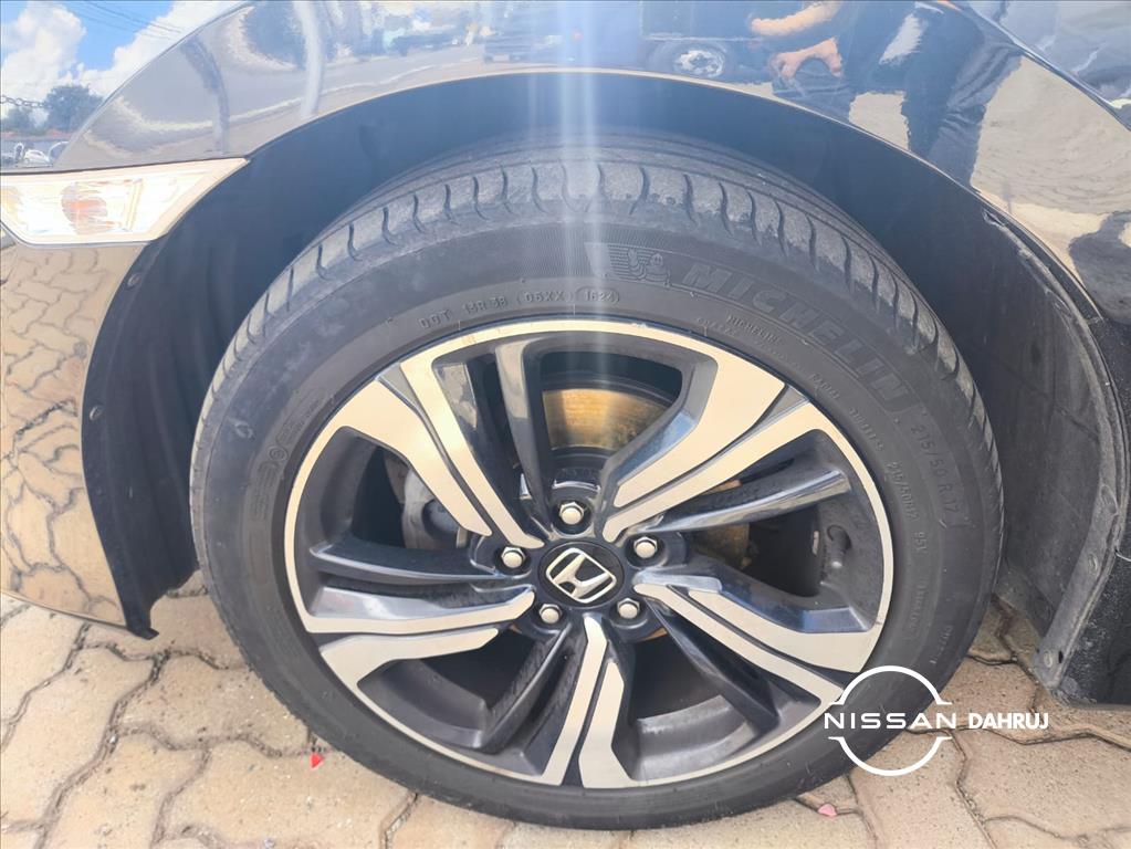 CIVIC 1.5 16V TURBO GASOLINA TOURING 4P CVT11