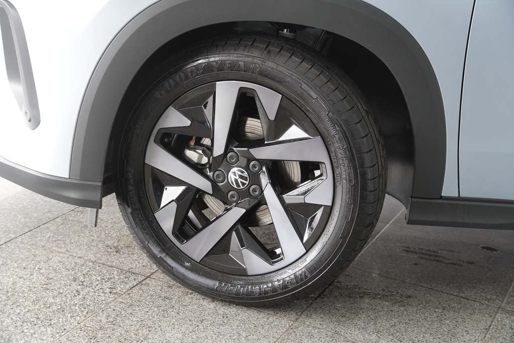 TERA 1.0 170 TSI HIGH AUTOMÁTICO4