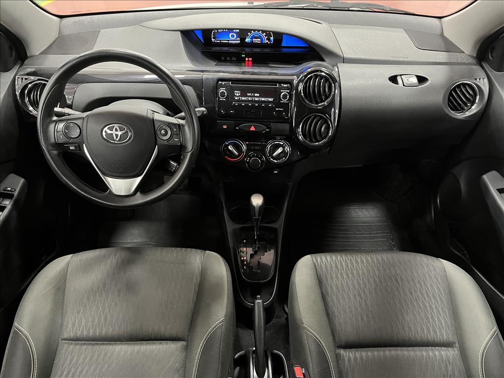ETIOS 1.5 X PLUS 16V FLEX 4P AUTOMÁTICO17