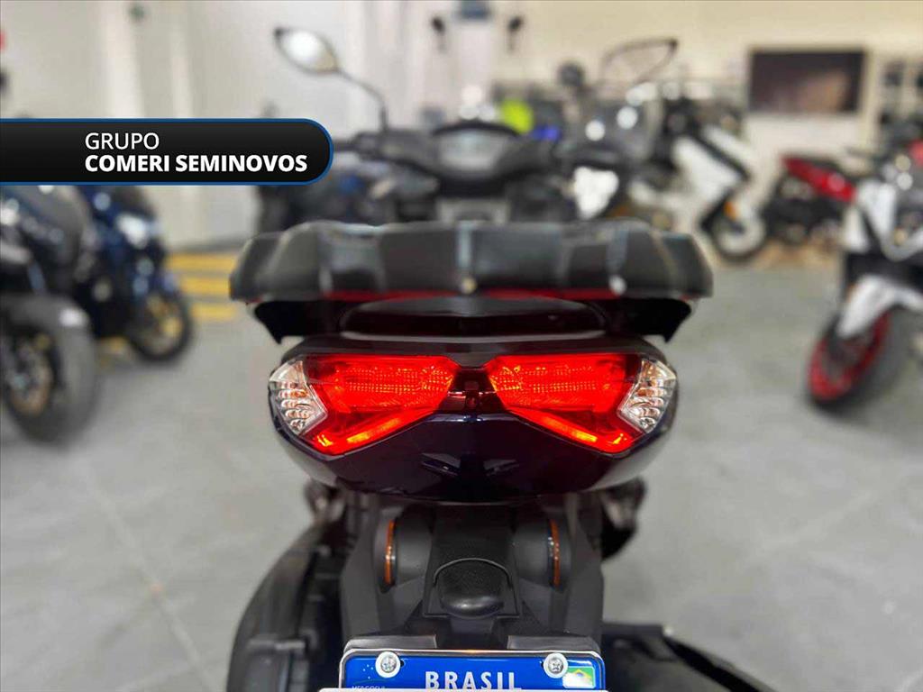 NMAX 160 ABS