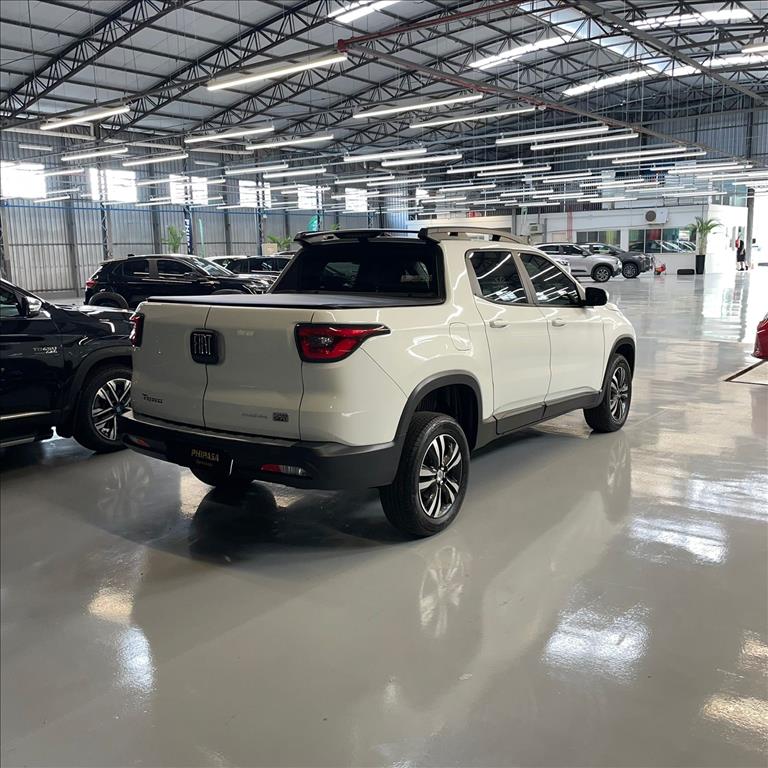 TORO 1.3 TURBO 270 FLEX FREEDOM AT64