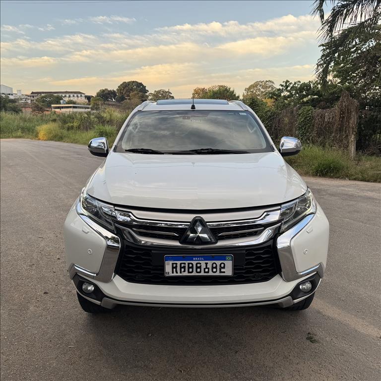 Mitsubishi-PAJERO SPORT-2.4 16V MIVEC TURBO DIESEL HPE AWD AUTOMÁTICO