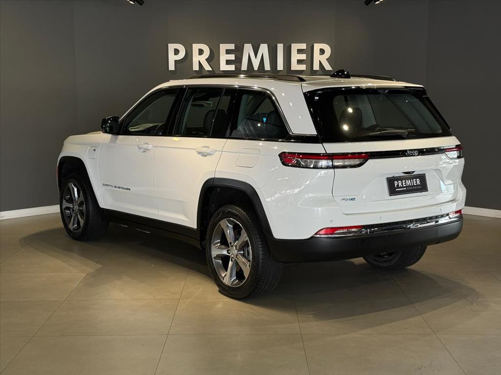 GRAND CHEROKEE 2.0 TURBO HÍBRIDO 4XE AT810