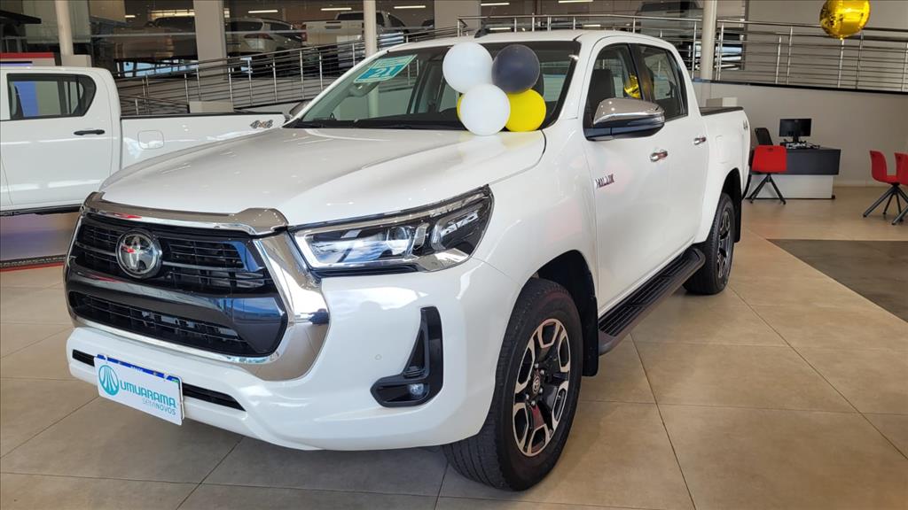 HILUX 2.8 D-4D TURBO DIESEL CD SRX 4X4 AUTOMÁTICO