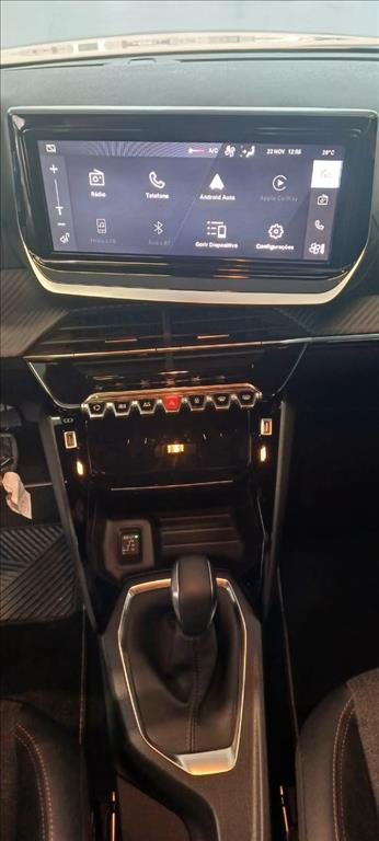 208 1.6 16V FLEX ROADTRIP AT68