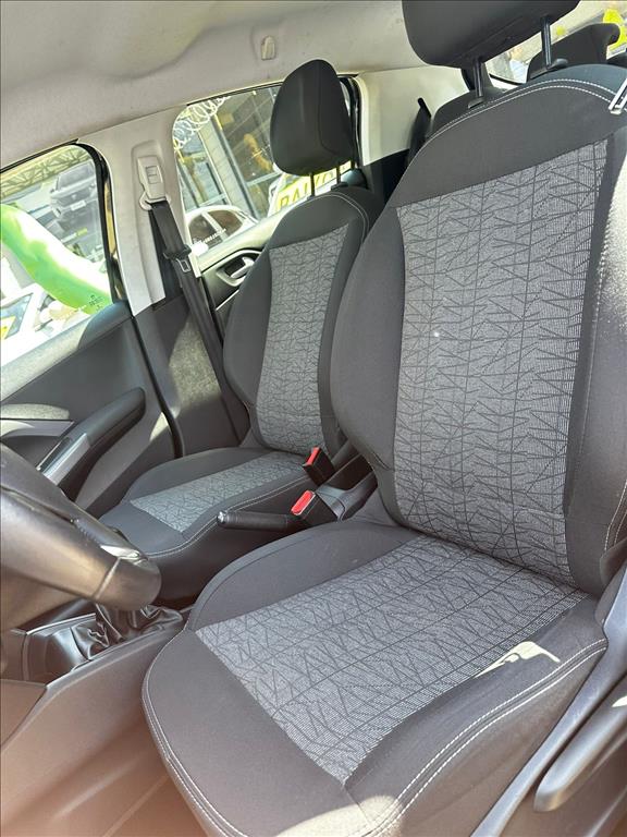 208 1.2 ACTIVE PACK 12V FLEX 4P MANUAL