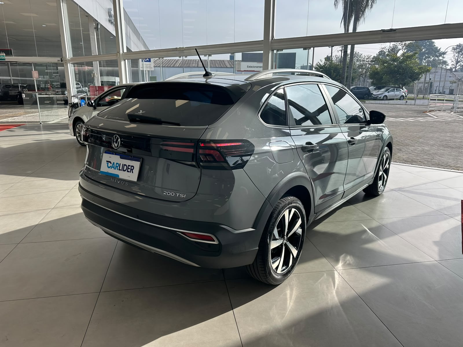 NIVUS 1.0 200 TSI TOTAL FLEX HIGHLINE AUTOMÁTICO3