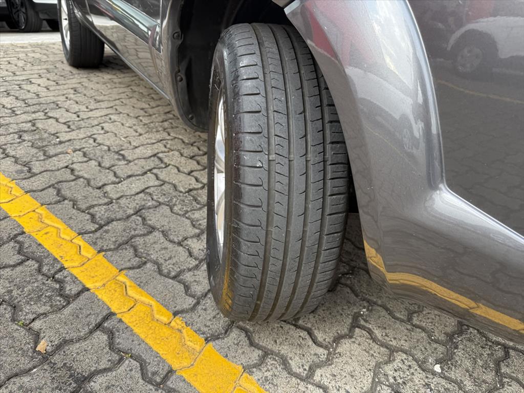 Hyundai Tucson - 2.0 MPFI GLS 16V 143CV 2WD FLEX 4P AUTOMÁTICO