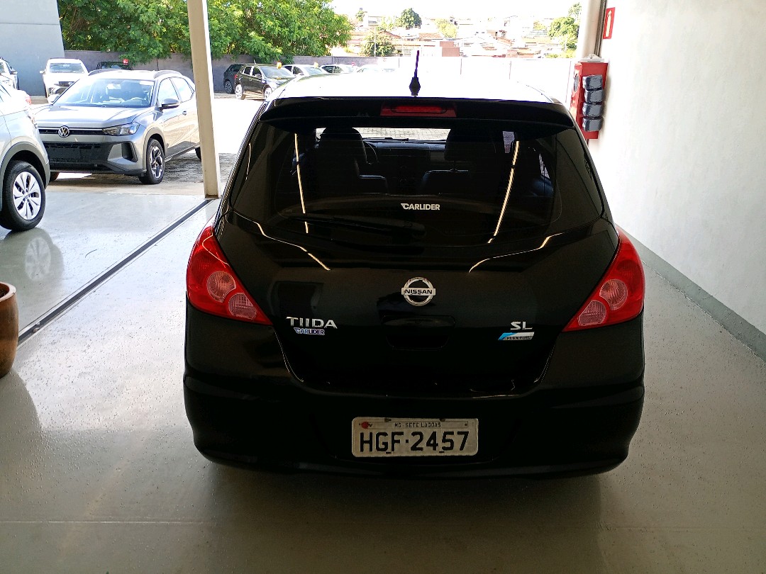 TIIDA 1.8 SL 16V FLEX 4P MANUAL6