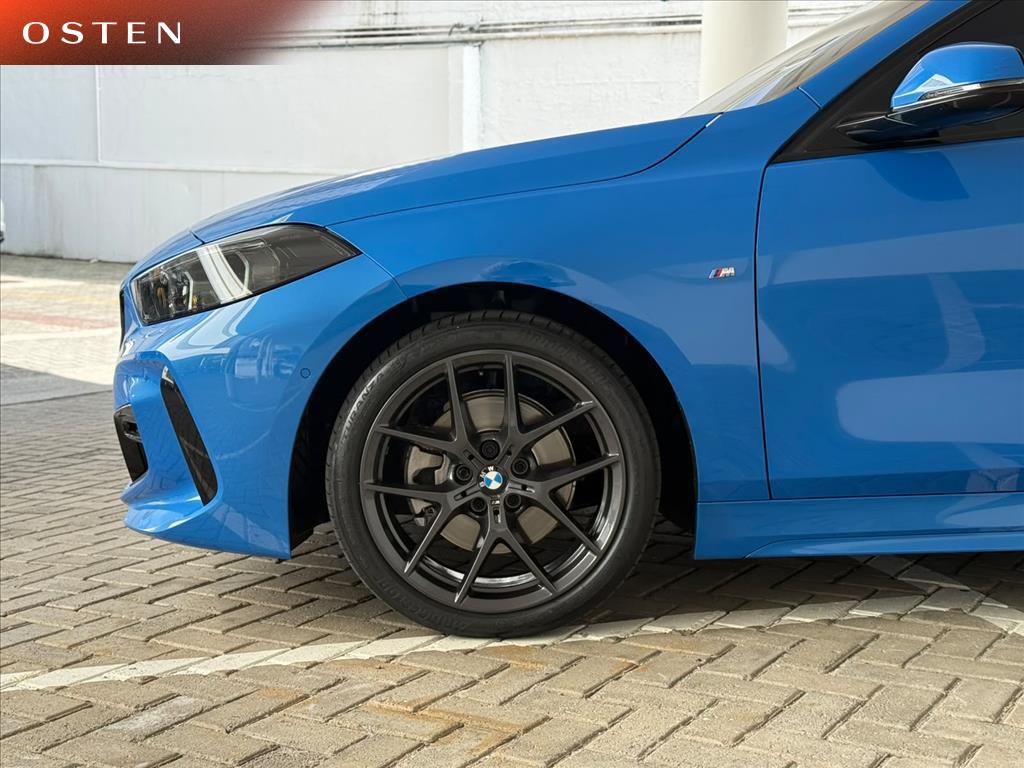 BMW-118i-1.5 12V GASOLINA M SPORT STEPTRONIC
