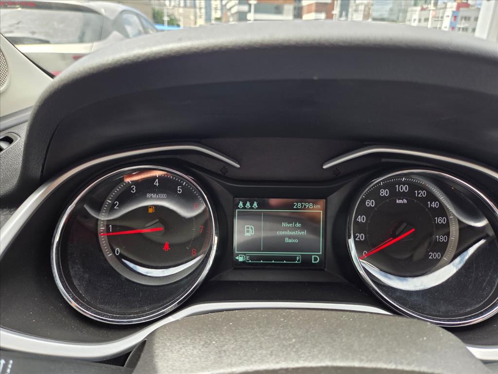 ONIX PLUS 1.0 TURBO FLEX LTZ AUTOMÁTICO9