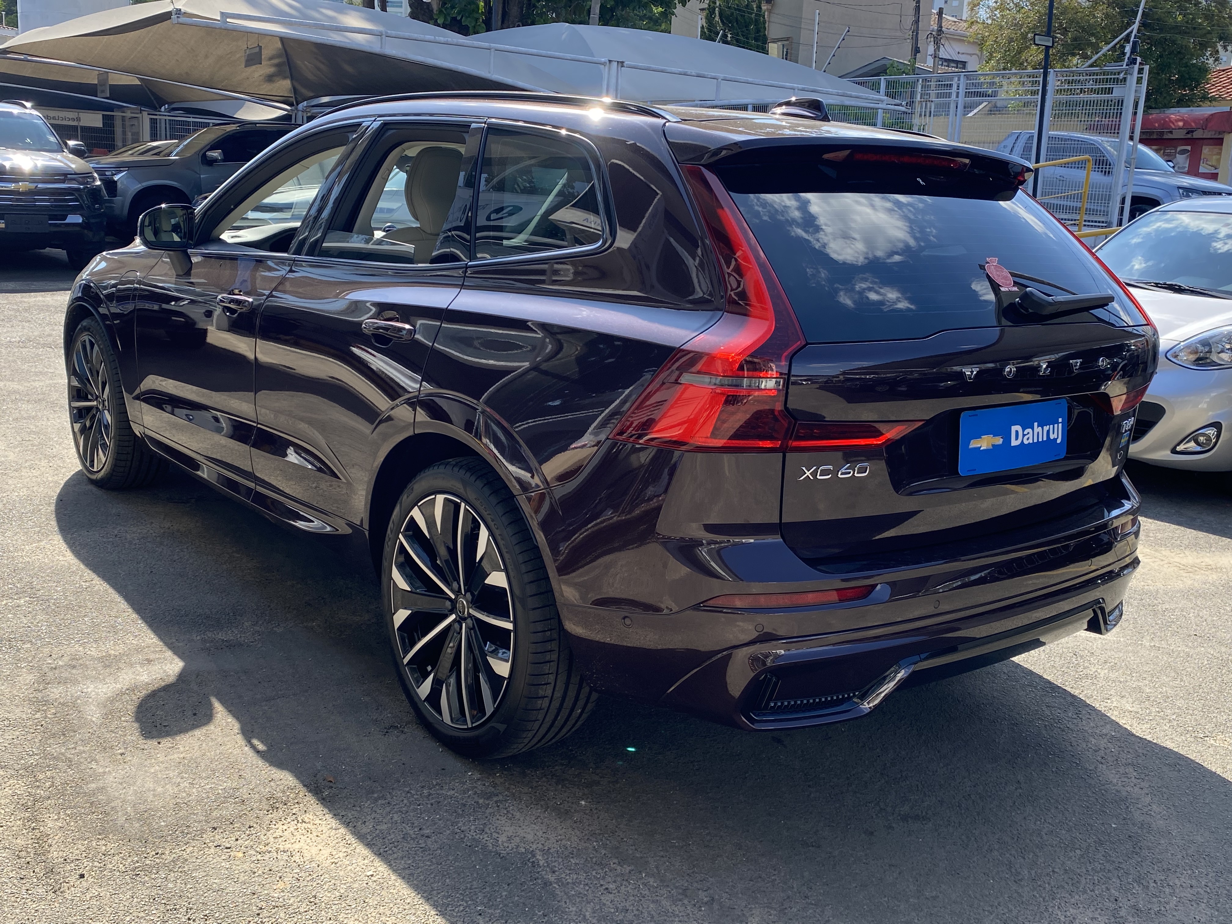 XC60 2.0 T8 PHEV ULTRA DARK AWD GEARTRONIC7