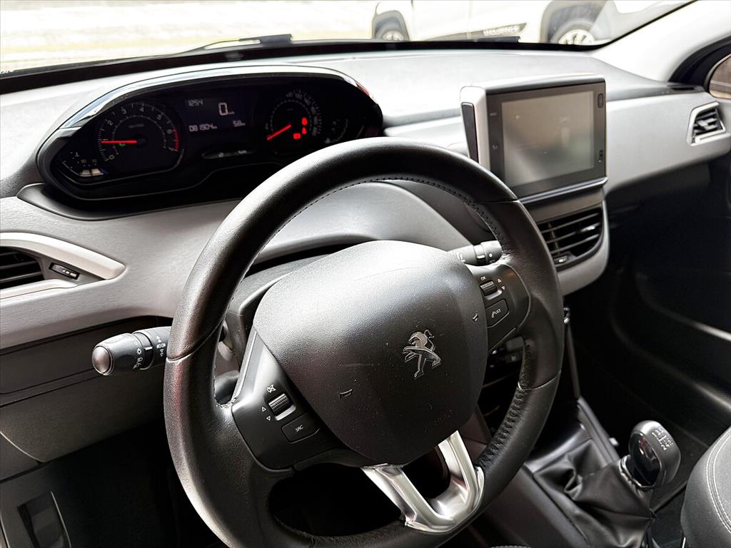 Peugeot 208 - 1.2 ALLURE 12V FLEX 4P MANUAL