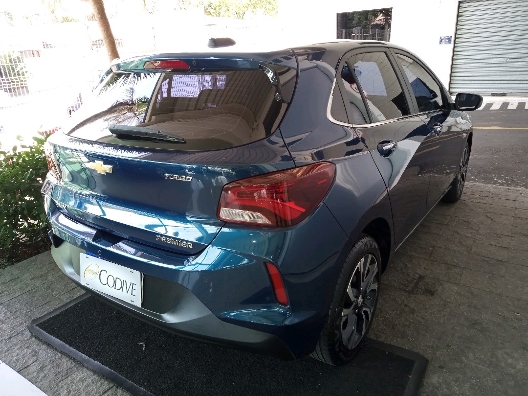 ONIX 1.0 TURBO FLEX PREMIER AUTOMÁTICO4