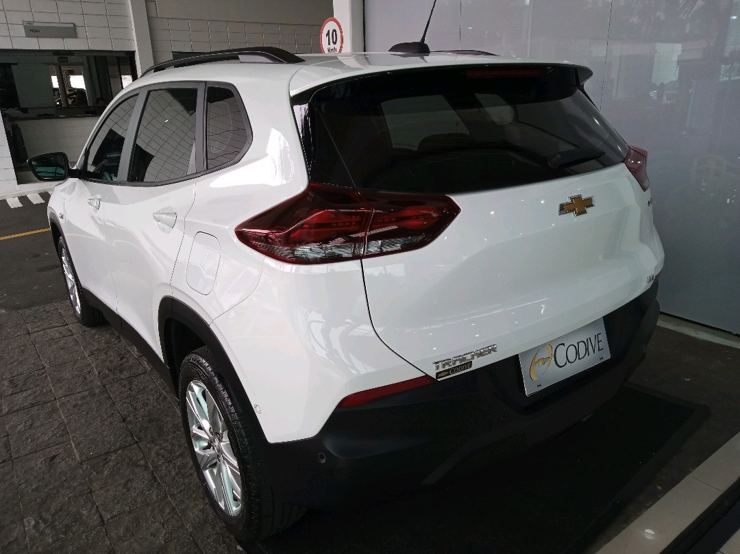 TRACKER 1.0 TURBO FLEX LTZ AUTOMÁTICO4