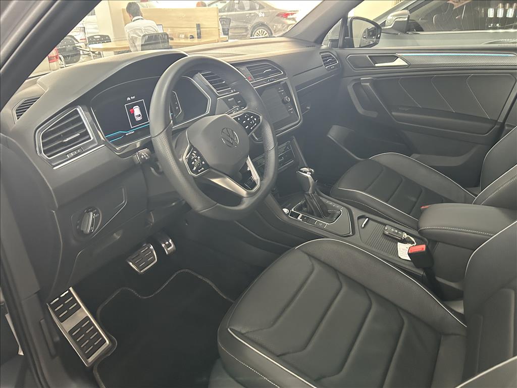 TIGUAN 2.0 300 TSI GASOLINA ALLSPACE R-LINE AUTOMÁTICO10