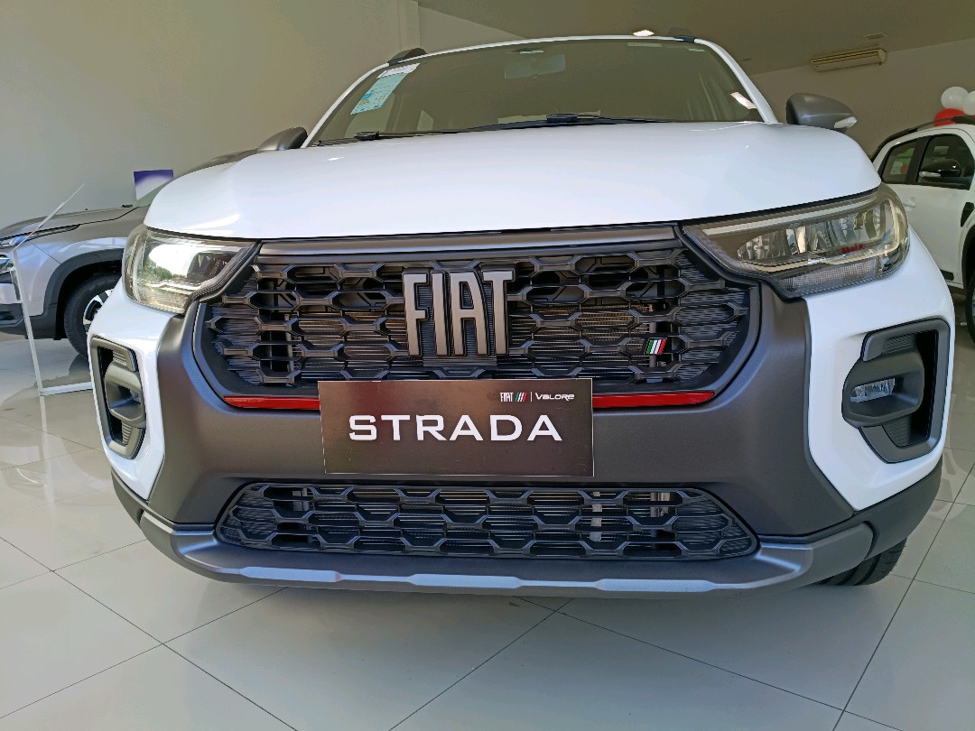 STRADA 1.0 TURBO 200 FLEX ULTRA CD CVT6