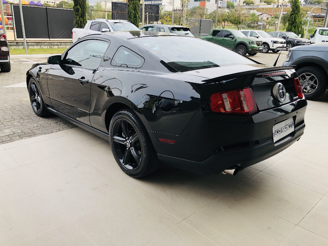 MUSTANG 3.7 V6 GASOLINA AUTOMÁTICO5