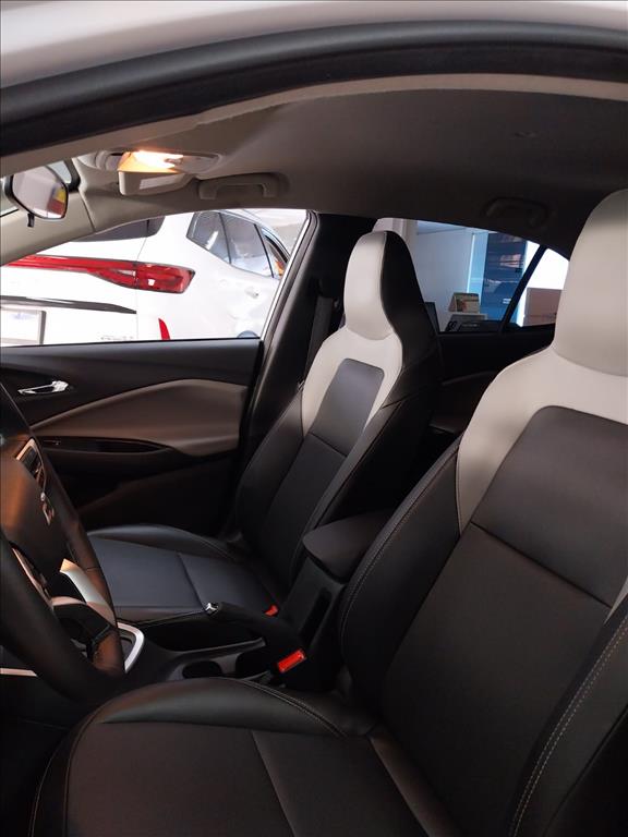 ONIX PLUS 1.0 TURBO FLEX AUTOMÁTICO7