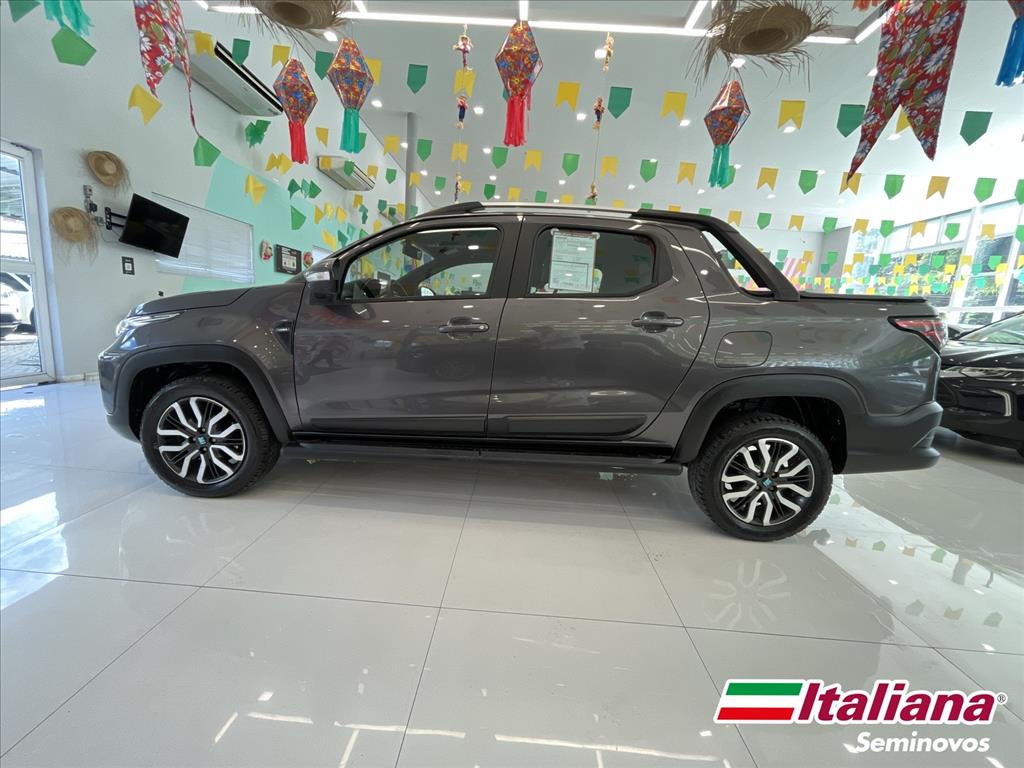 STRADA 1.0 TURBO 200 FLEX RANCH CD CVT1