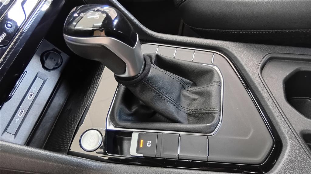 TAOS 1.4 250 TSI TOTAL FLEX HIGHLINE AUTOMÁTICO11