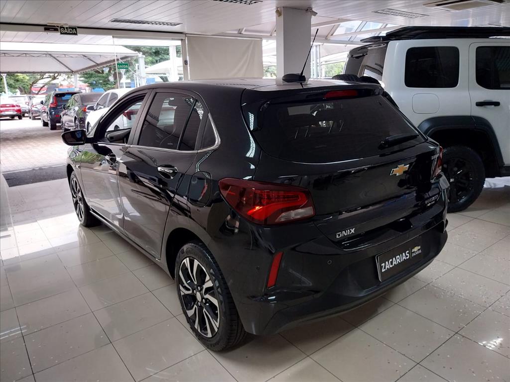 ONIX 1.0 TURBO FLEX PREMIER AUTOMÁTICO5