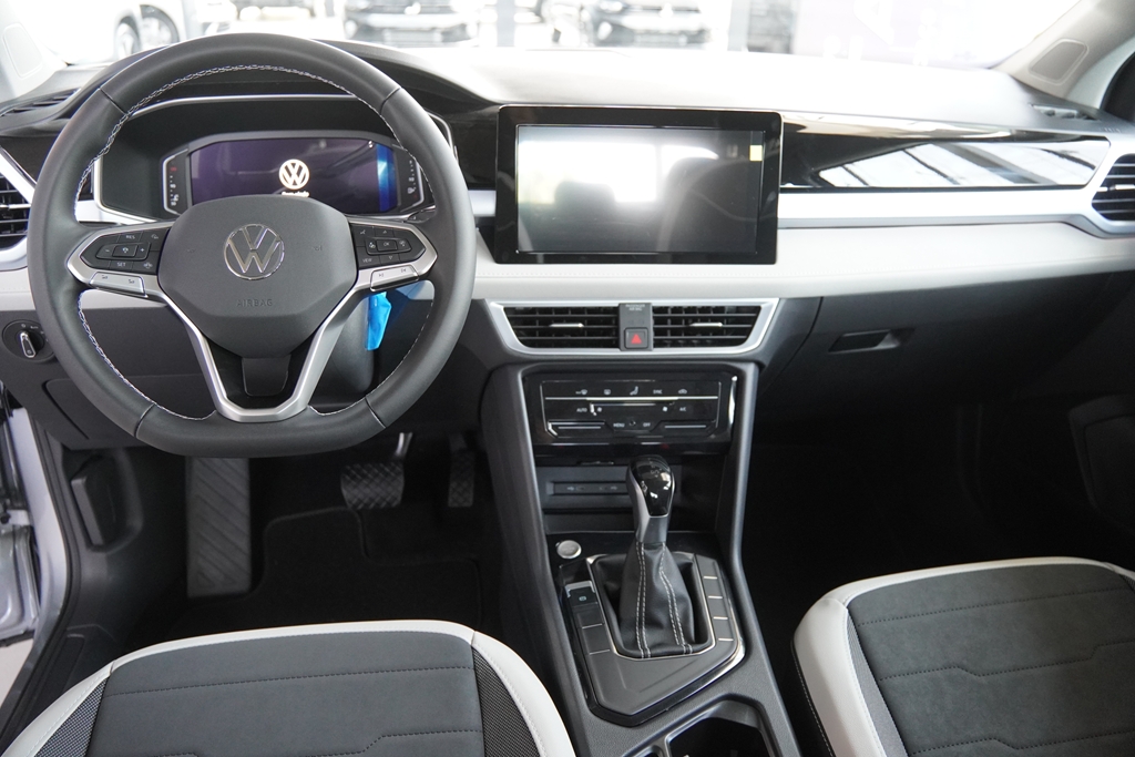 TAOS 1.4 250 TSI TOTAL FLEX COMFORTLINE AUTOMÁTICO7