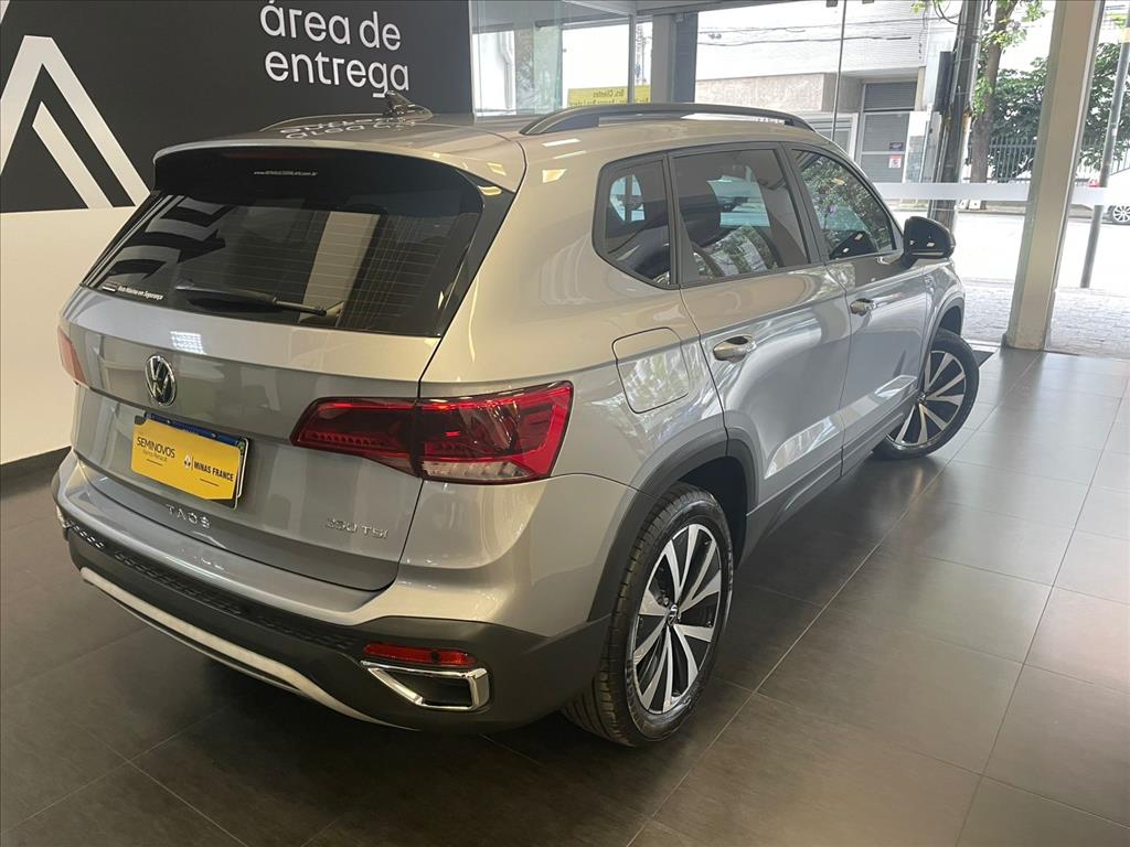 TAOS 1.4 250 TSI TOTAL FLEX COMFORTLINE AUTOMÁTICO3