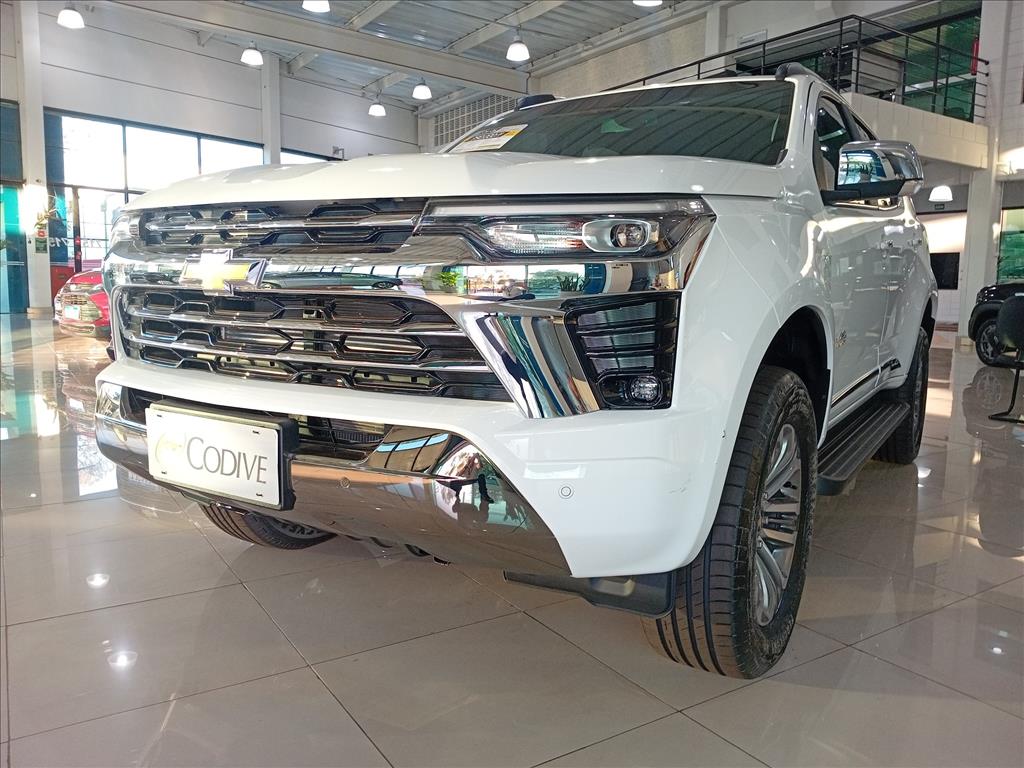 TRAILBLAZER 2.8 16V TURBO DIESEL HIGH COUNTRY 7L 4X4 AUTOMÁTICO TRAILBLAZER 2.8 16V TURBO DIESEL HIGH COUNTRY 7L 4X4 AUTOMÁTICO