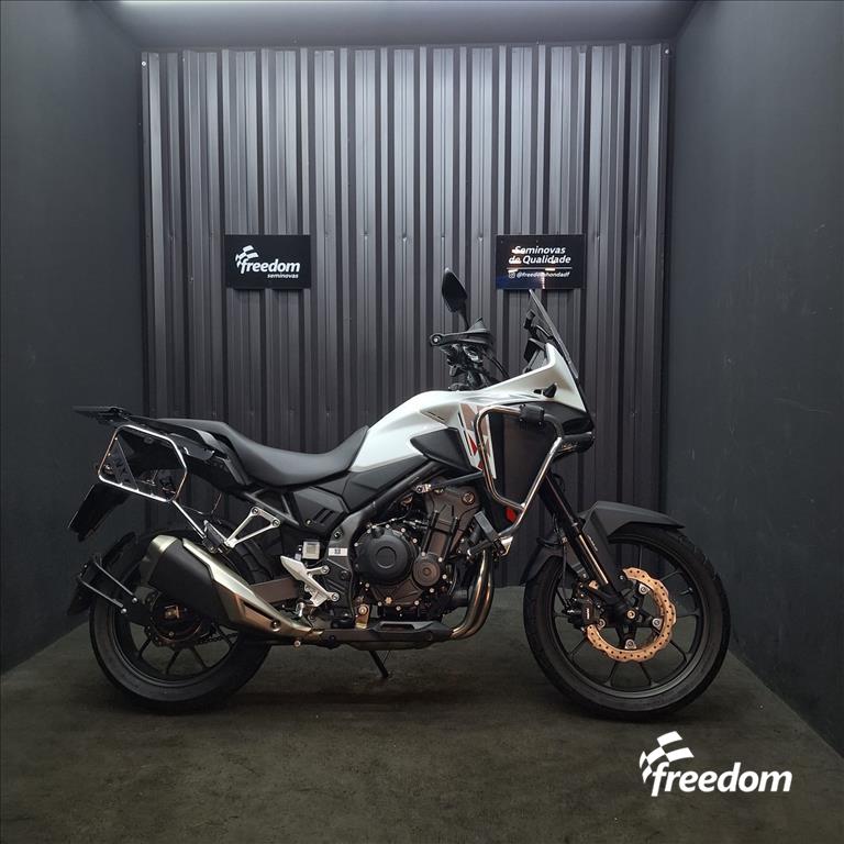 Moto HONDA do modelo NX 500 2026/2026