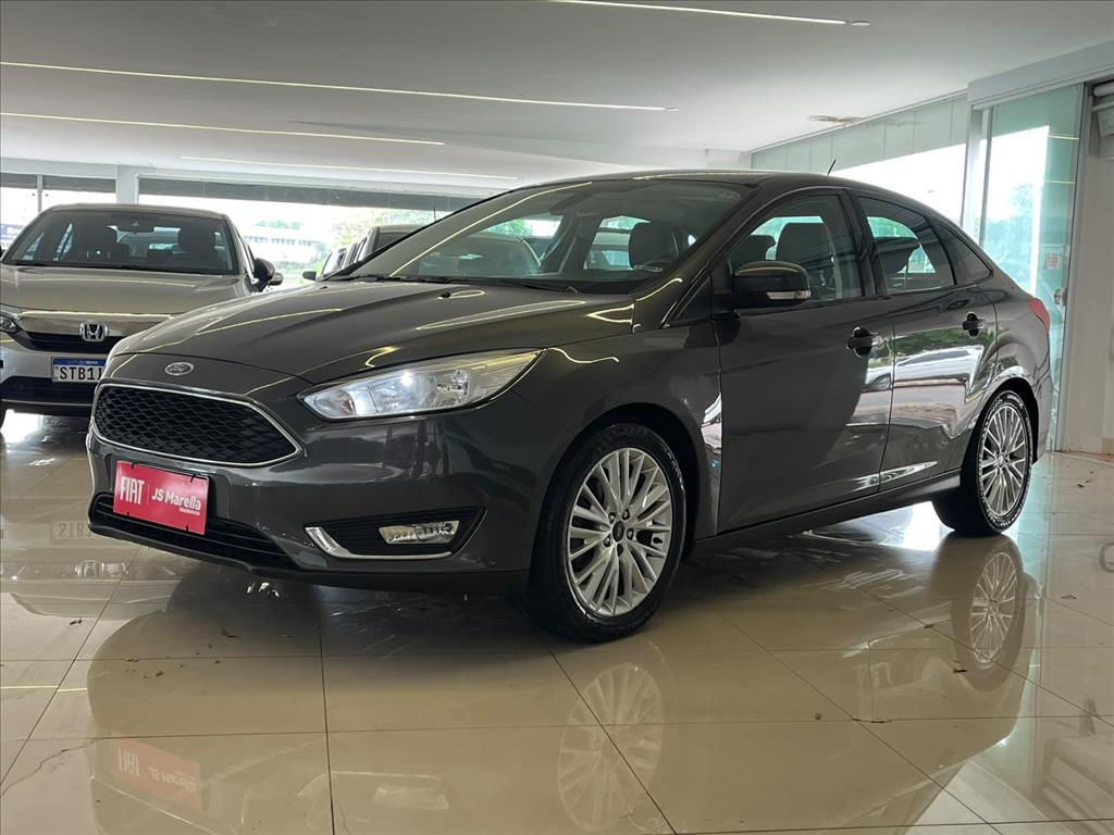 FOCUS 2.0 SE PLUS FASTBACK 16V FLEX 4P POWERSHIFT2