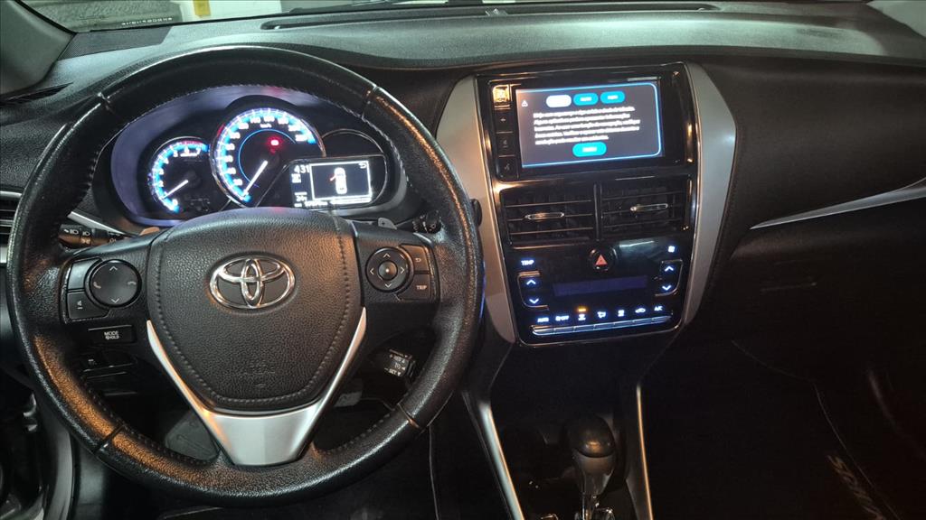 YARIS 1.5 16V FLEX SEDAN XS MULTIDRIVE8