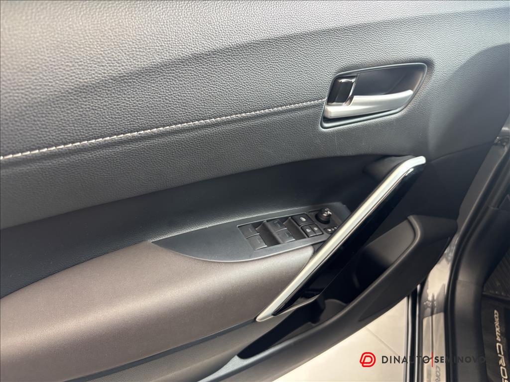 Toyota-COROLLA CROSS-2.0 VVT-IE FLEX XRE DIRECT SHIFT