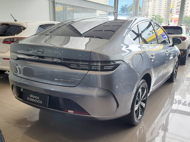 KING 1.5 DM-I PHEV GS AUTOMÁTICO3