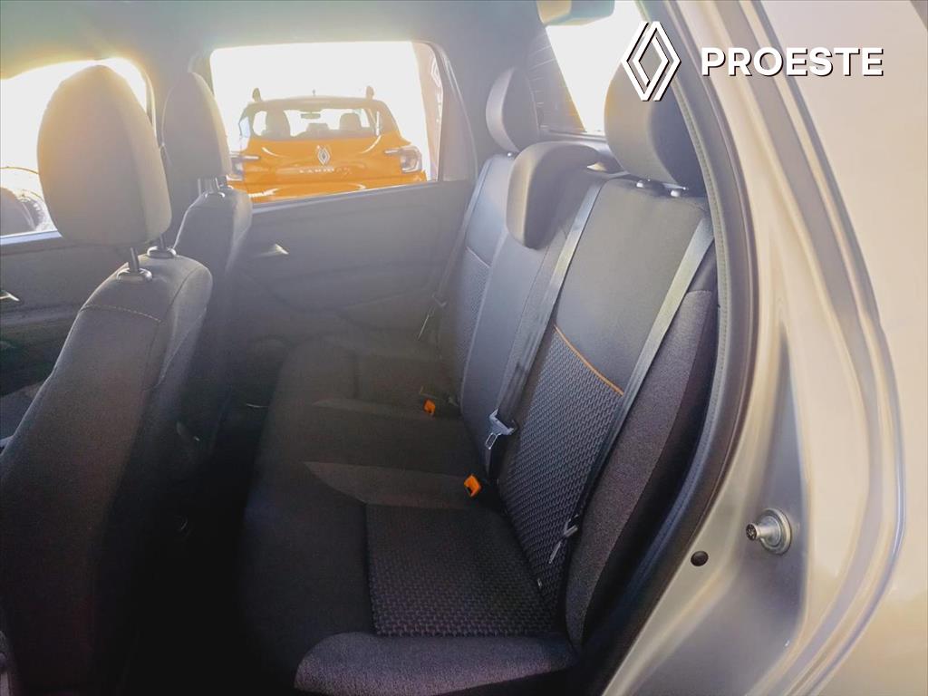 OROCH 1.6 16V SCE FLEX ICONIC MANUAL7