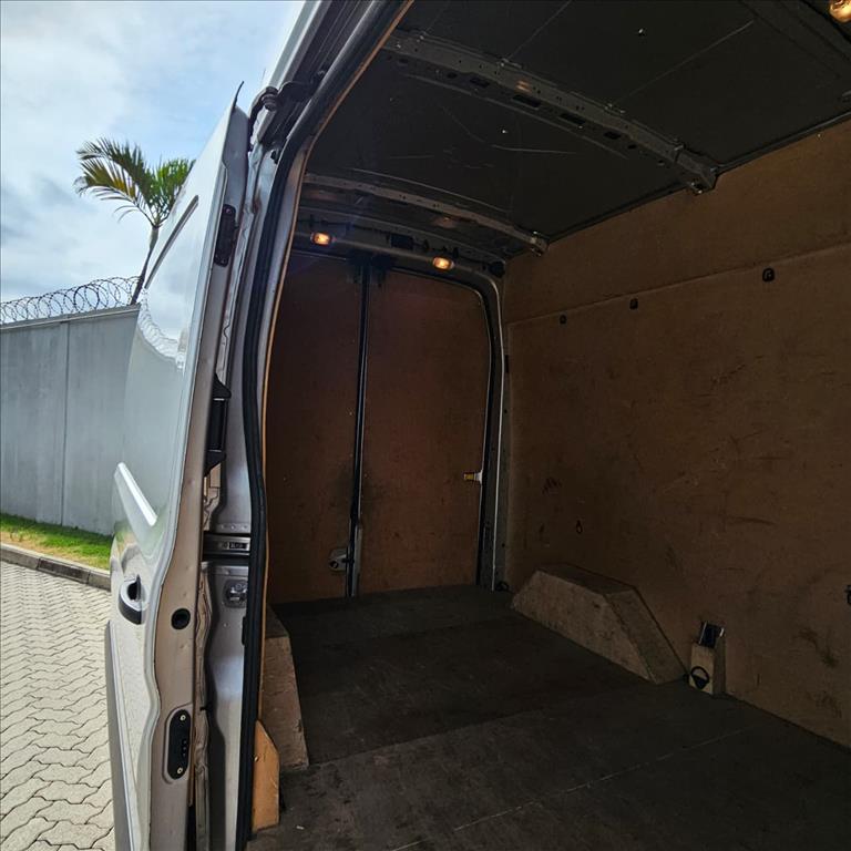 TRANSIT 2.0 ECOBLUE DIESEL FURGÃO L2H3 MANUAL8