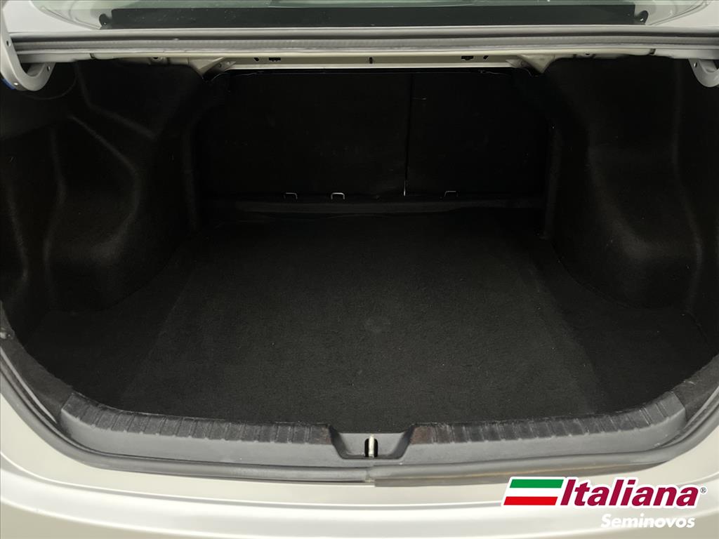 YARIS 1.5 16V FLEX SEDAN XL MULTIDRIVE15