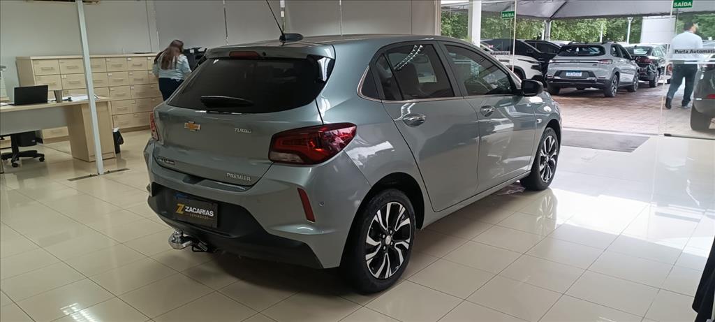 ONIX 1.0 TURBO FLEX PREMIER AUTOMÁTICO4