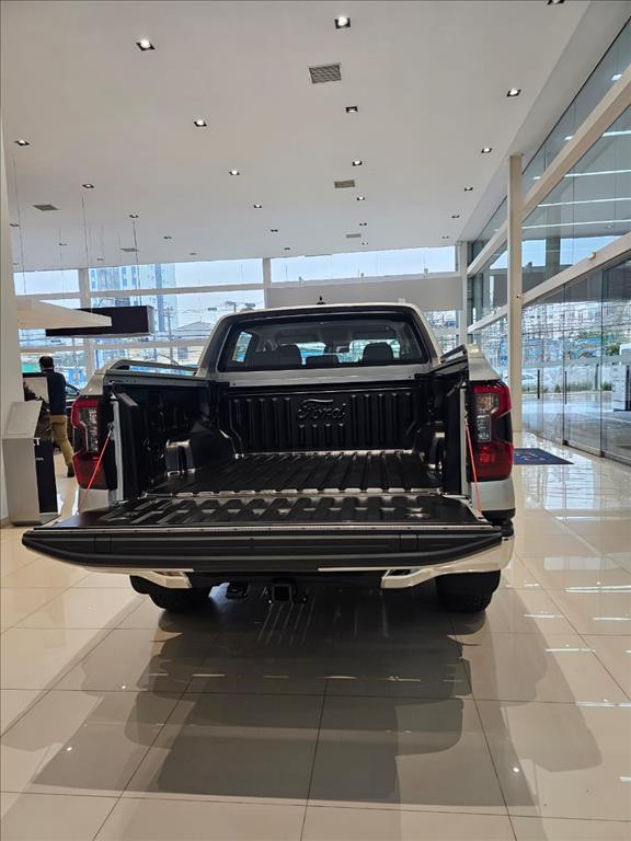 Ford-RANGER-3.0 V6 TURBO DIESEL CD LIMITED 4X4 AUTOMÁTICO