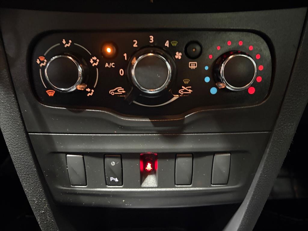 SANDERO 1.0 12V SCE FLEX ZEN MANUAL12