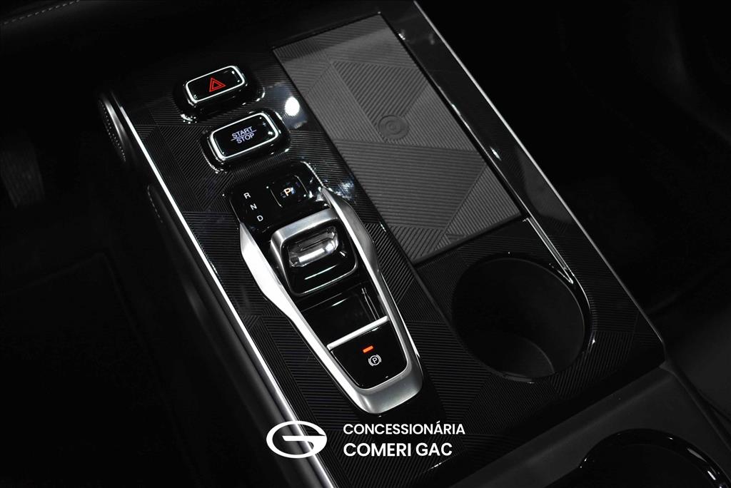 GS4 2.0 HEV ELITE AUTOMÁTICO17