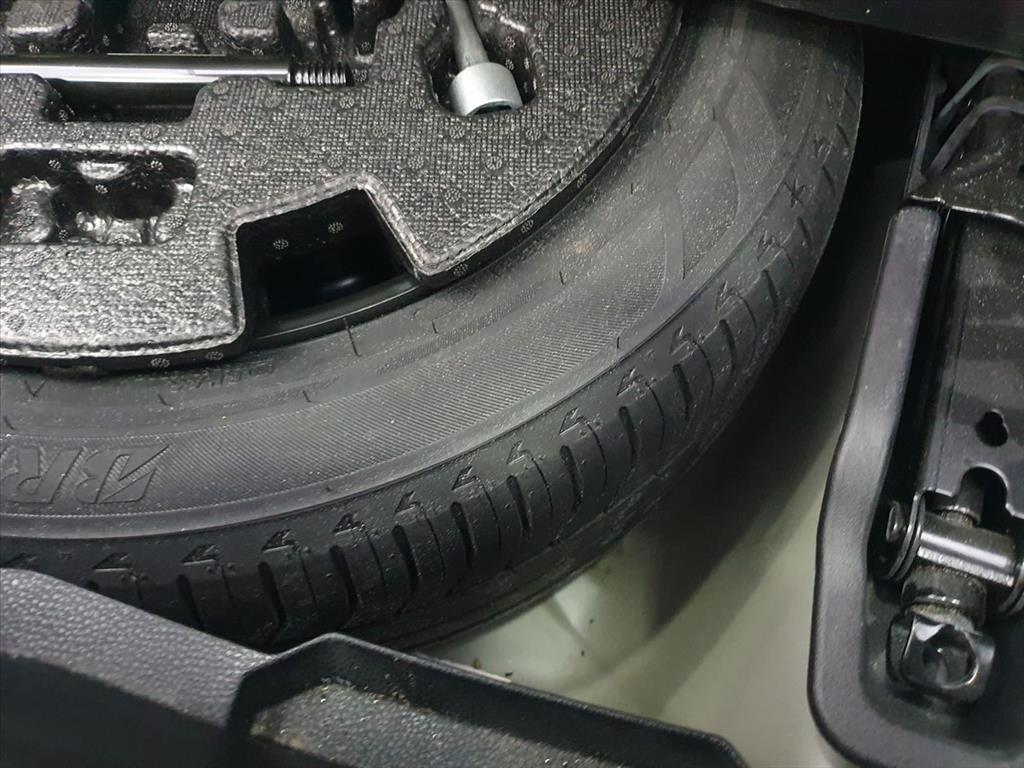 Toyota Corolla - 2.0 VVT-IE FLEX XEI DIRECT SHIFT