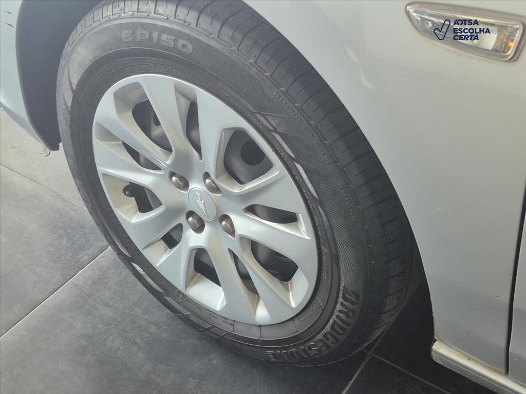 Chevrolet ONIX 2023