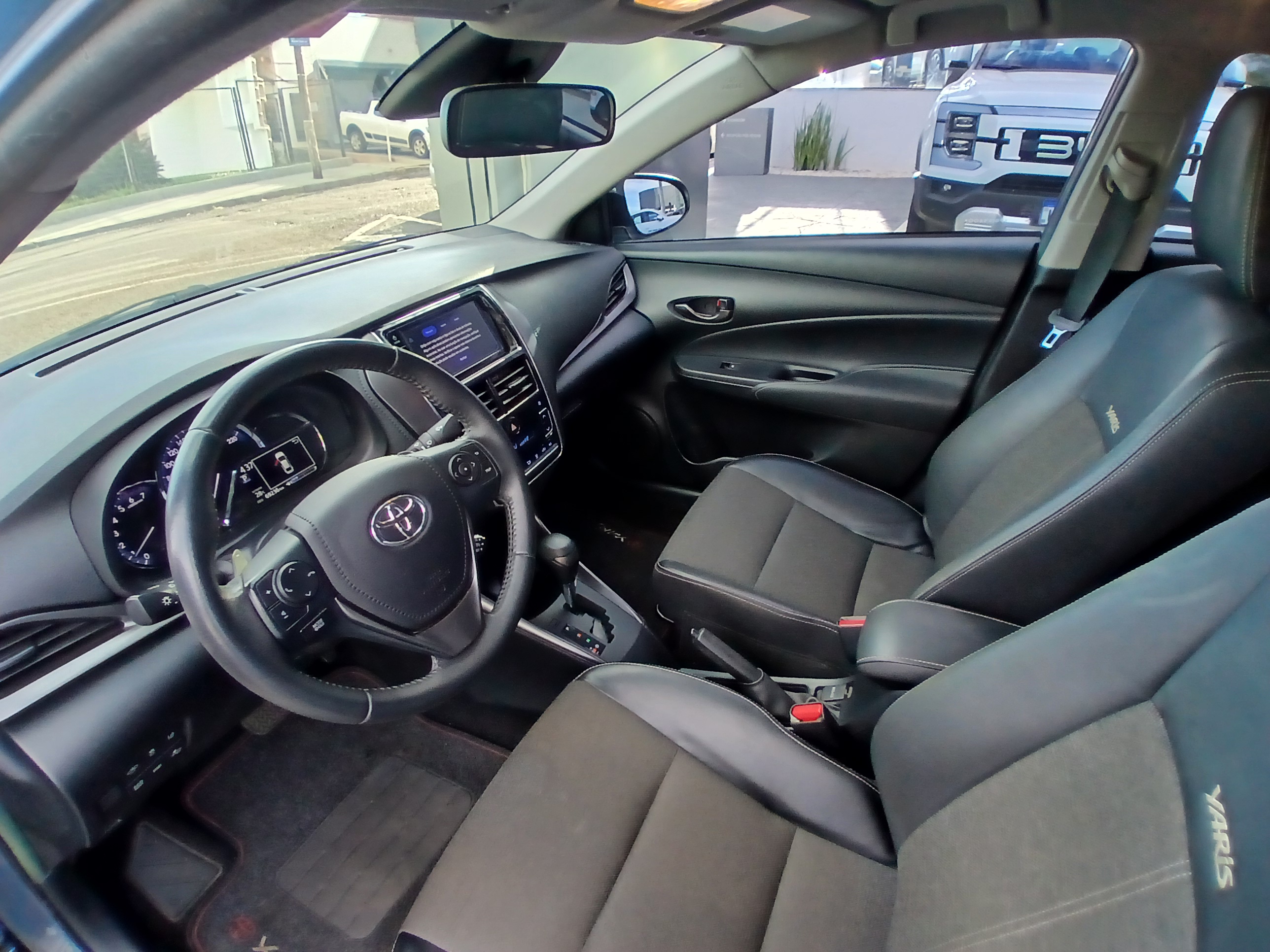 YARIS 1.5 16V FLEX SEDAN XS CONNECT MULTIDRIVE9