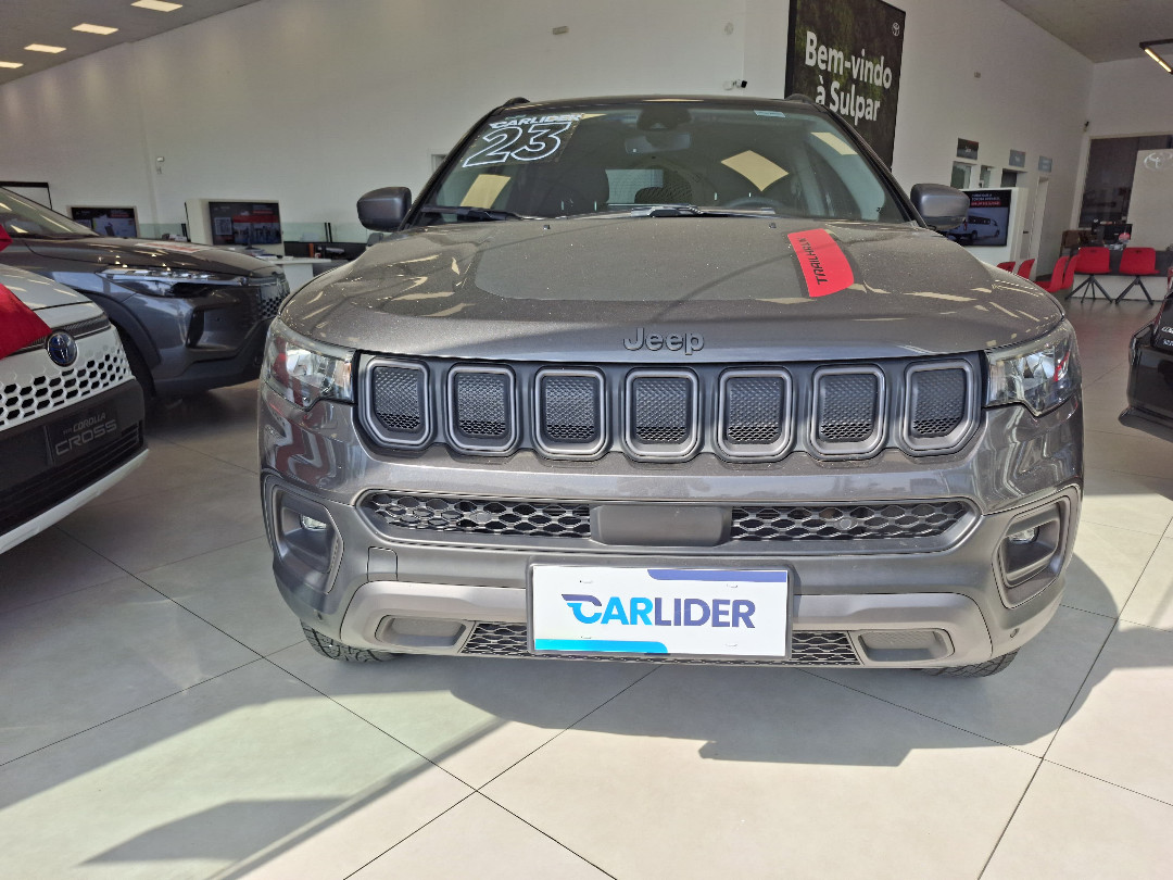 COMPASS 2.0 TD350 TURBO DIESEL TRAILHAWK AT9 COMPASS 2.0 TD350 TURBO DIESEL TRAILHAWK AT9