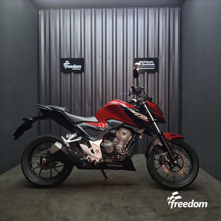 Moto HONDA do modelo CB 300F TWISTER ABS 2025/2025