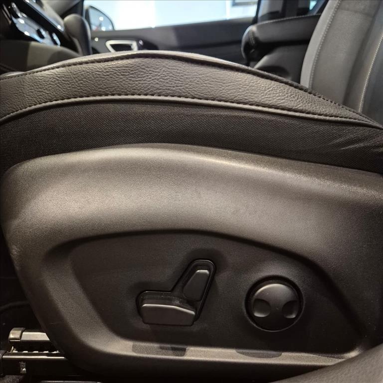 COMMANDER 1.3 T270 TURBO FLEX LIMITED AT614