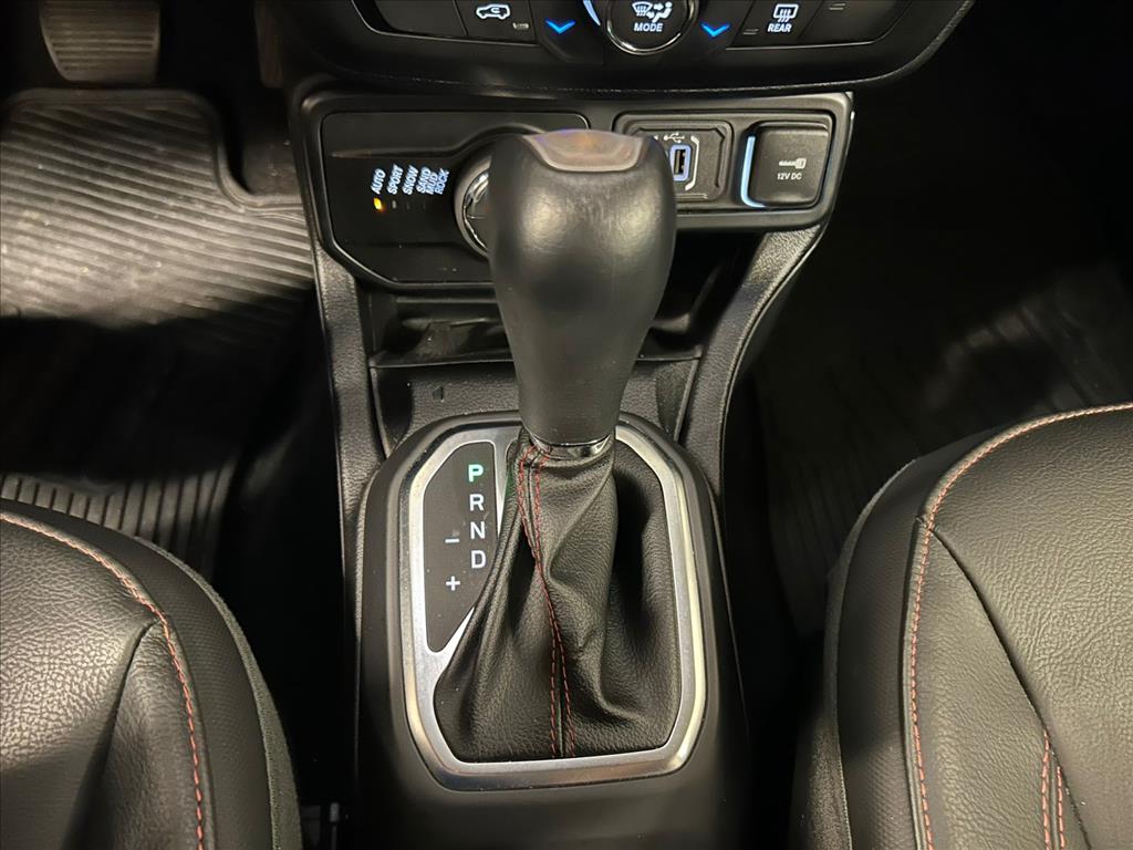 Jeep-RENEGADE-1.3 T270 TURBO FLEX TRAILHAWK 4X4 AT9