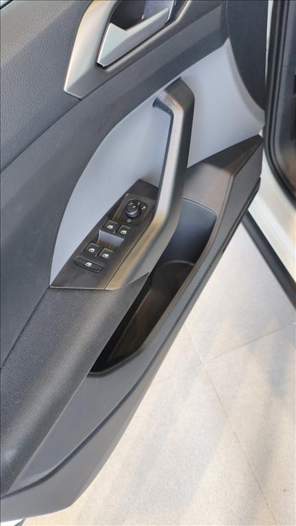 T-CROSS 1.0 200 TSI TOTAL FLEX AUTOMÁTICO7