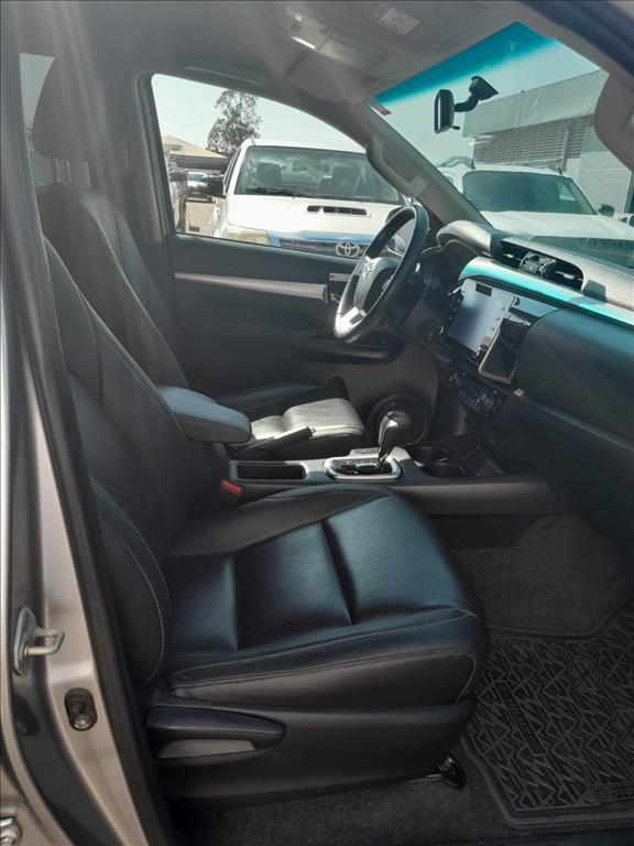 HILUX 2.8 D-4D TURBO DIESEL CD SRV 4X4 AUTOMÁTICO